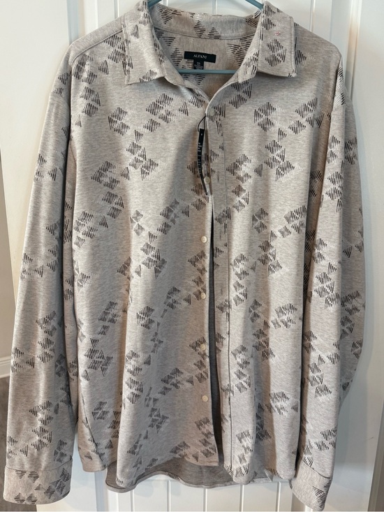 Alfani Tops - XXL NWT Alfani Light Gray Geometric Button-Up Cardigan Sweater